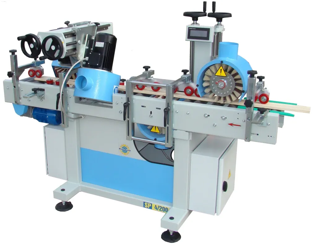 Lijadora con panel de control y múltiples cabezales